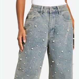 NWT New Blank NYC Pearl Embelished high rise Jeans